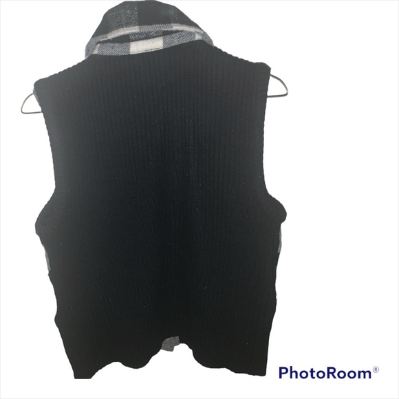 Sweater Project Plaid Vest Juniors Size XL Black and White / Soft & Warm - Picture 2 of 8
